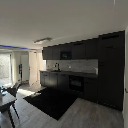 Exklusives Mit Grosser Sonnenterrasse Apartment *