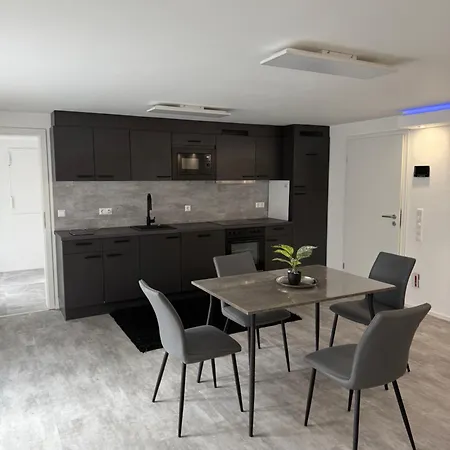 Apartment Exklusives Mit Grosser Sonnenterrasse *