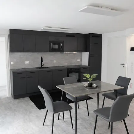 Apartment Exklusives Mit Grosser Sonnenterrasse